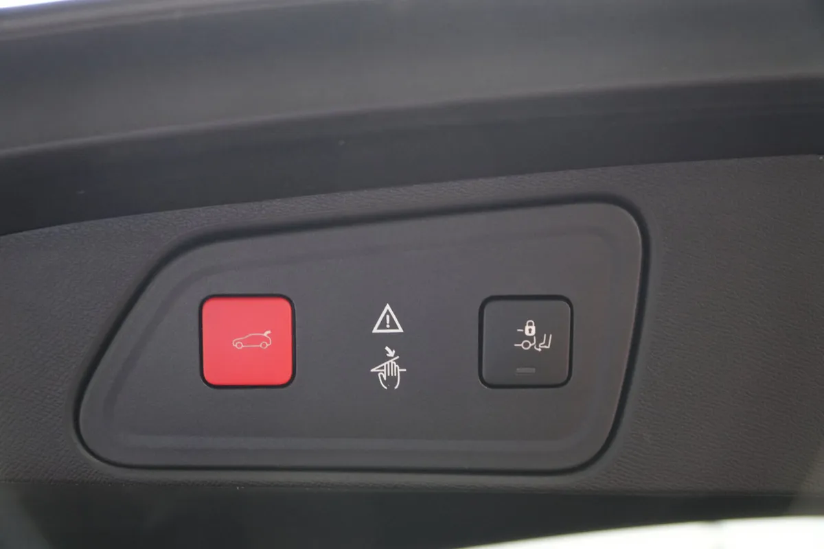 Peugeot 3008 Estate, Diesel, 2020, Blue