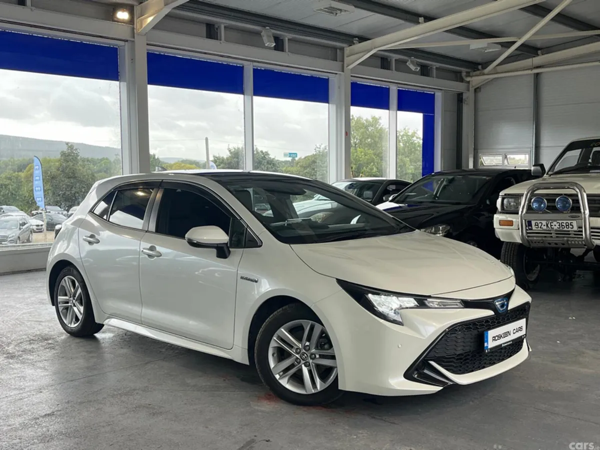 Toyota Corolla Hatchback, Petrol Hybrid, 2019, White