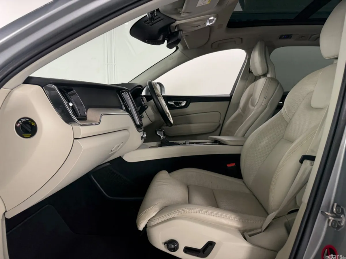 Volvo XC60 SUV, Diesel, 2018, Silver