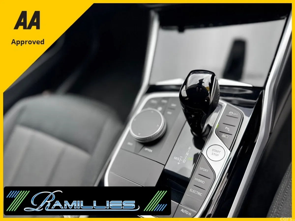 BMW 3-Series Estate, Petrol Plug-in Hybrid, 2022, Black