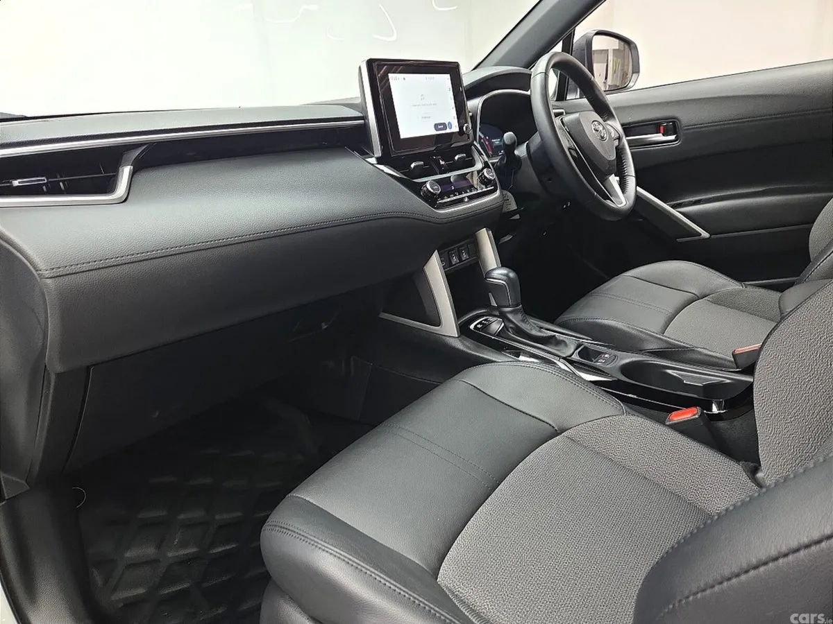 Toyota Corolla Cross SUV, Petrol Hybrid, 2024, White