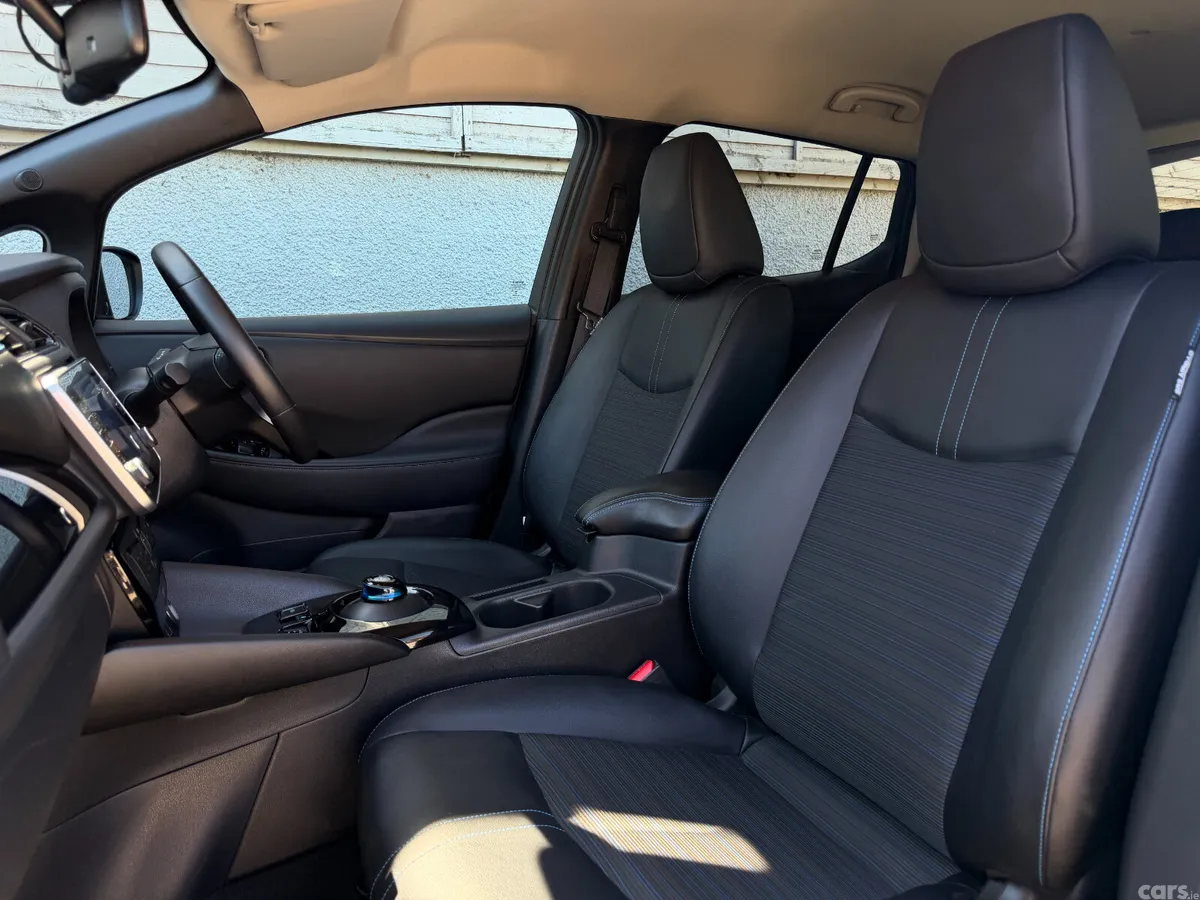 Nissan Leaf Hatchback, Electric, 2024, Black