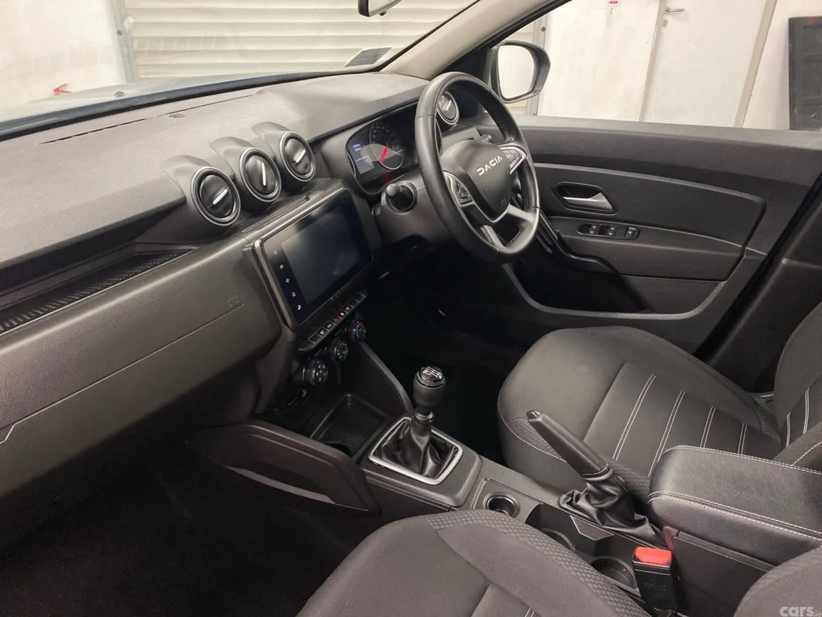 Dacia Duster SUV, Diesel, 2023, Grey