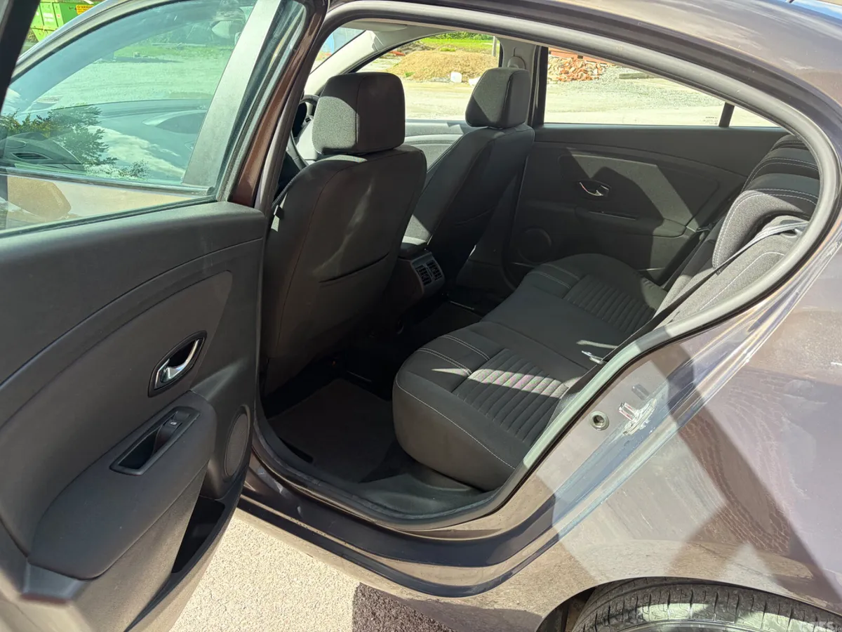 Renault Fluence Saloon, Diesel, 2016, Brown