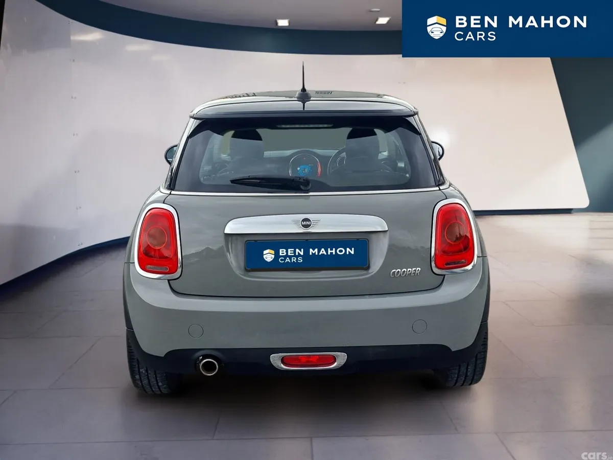 Mini Cooper Hatchback, Petrol, 2019, Grey