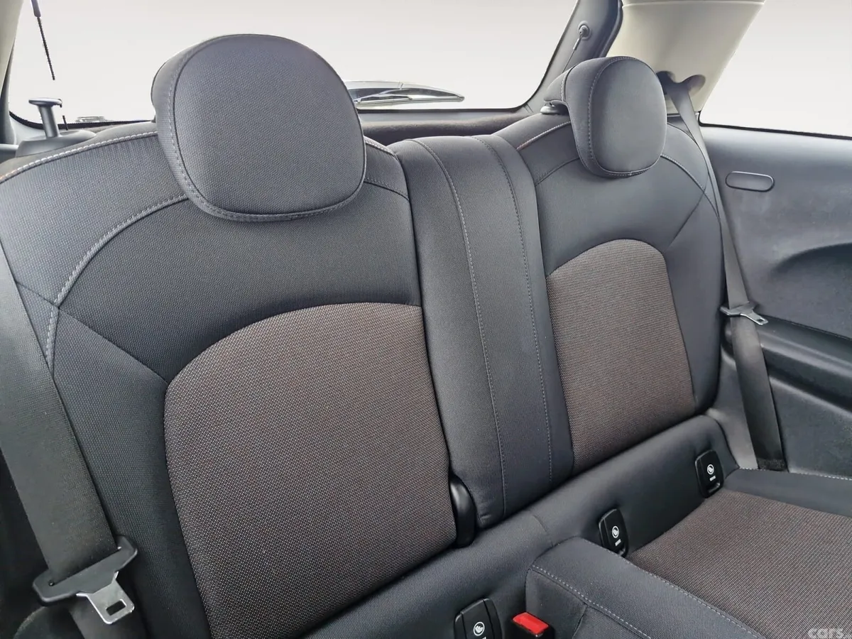 Mini Cooper Hatchback, Petrol, 2019, Grey