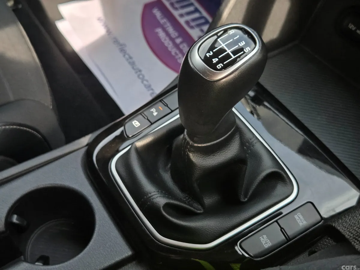 Kia Sportage SUV, Diesel Hybrid, 2023, Black
