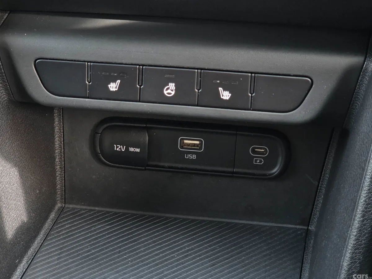 Kia Sportage SUV, Diesel Hybrid, 2023, Black