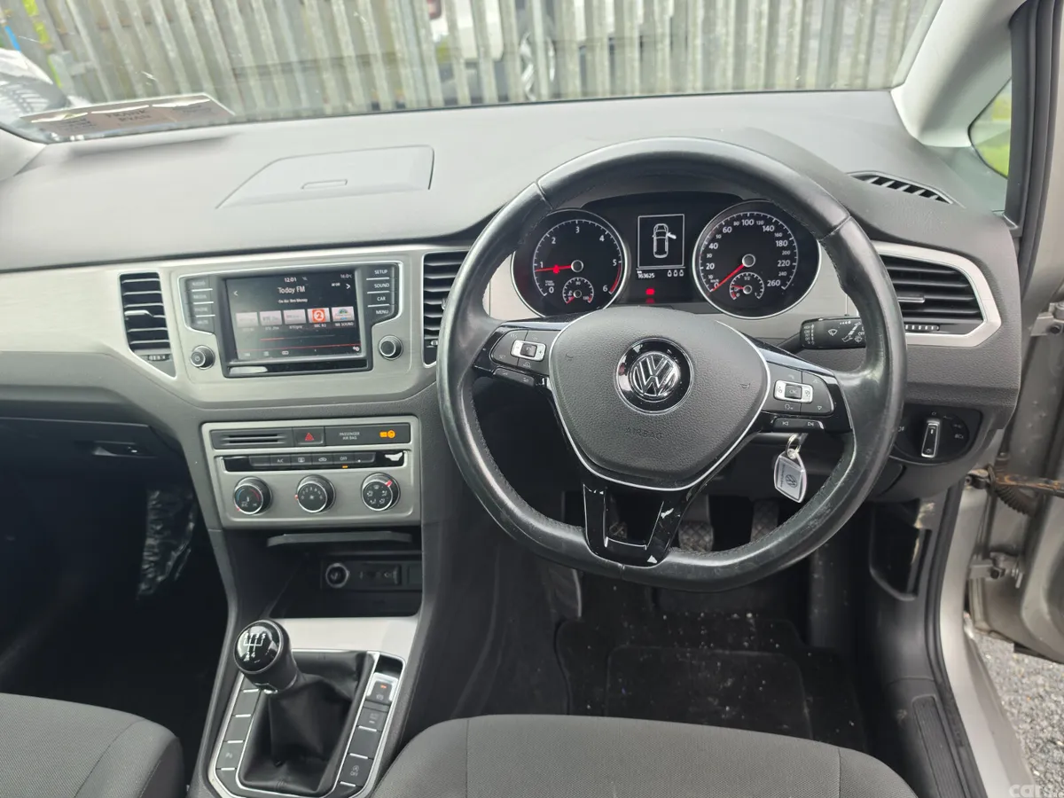 Volkswagen Golf Estate, Diesel, 2016, Silver