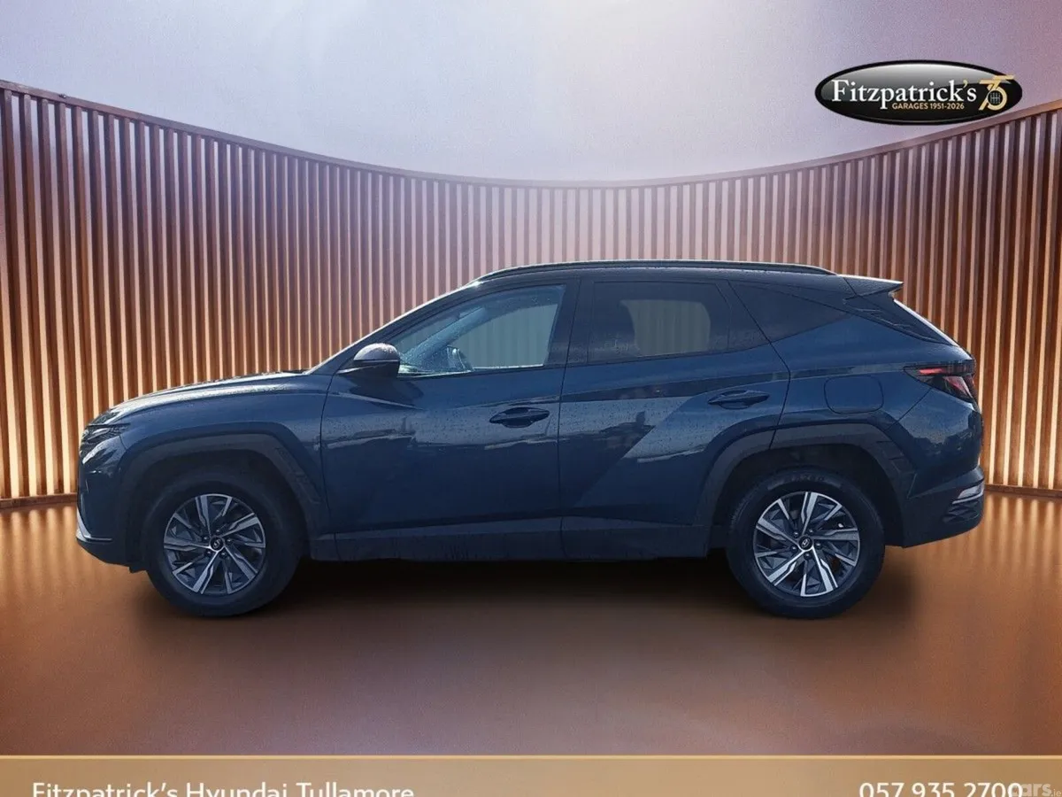 Hyundai Tucson SUV, Petrol Hybrid, 2022, Blue