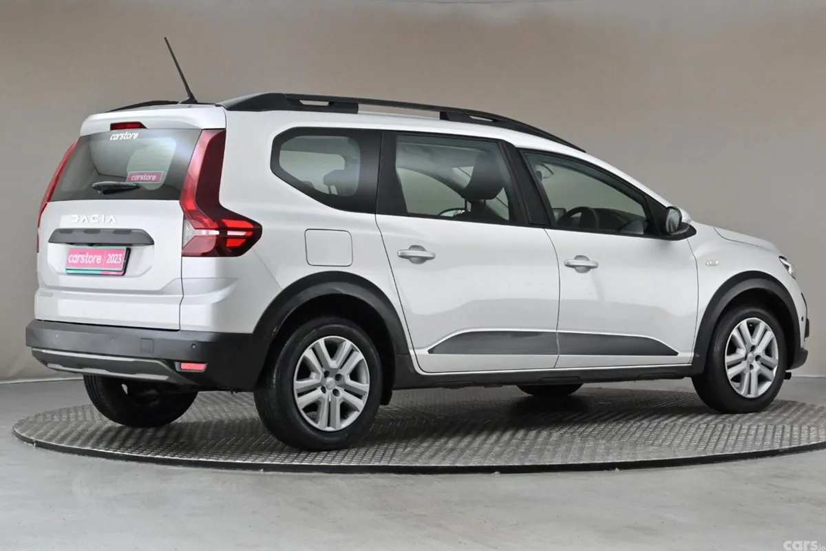 Dacia Jogger MPV, Petrol, 2023, Grey