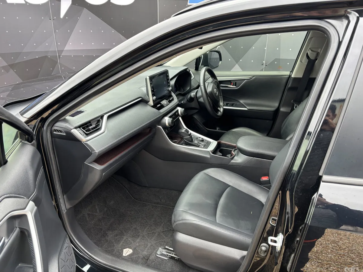 Toyota RAV4 SUV, Petrol Hybrid, 2021, Black