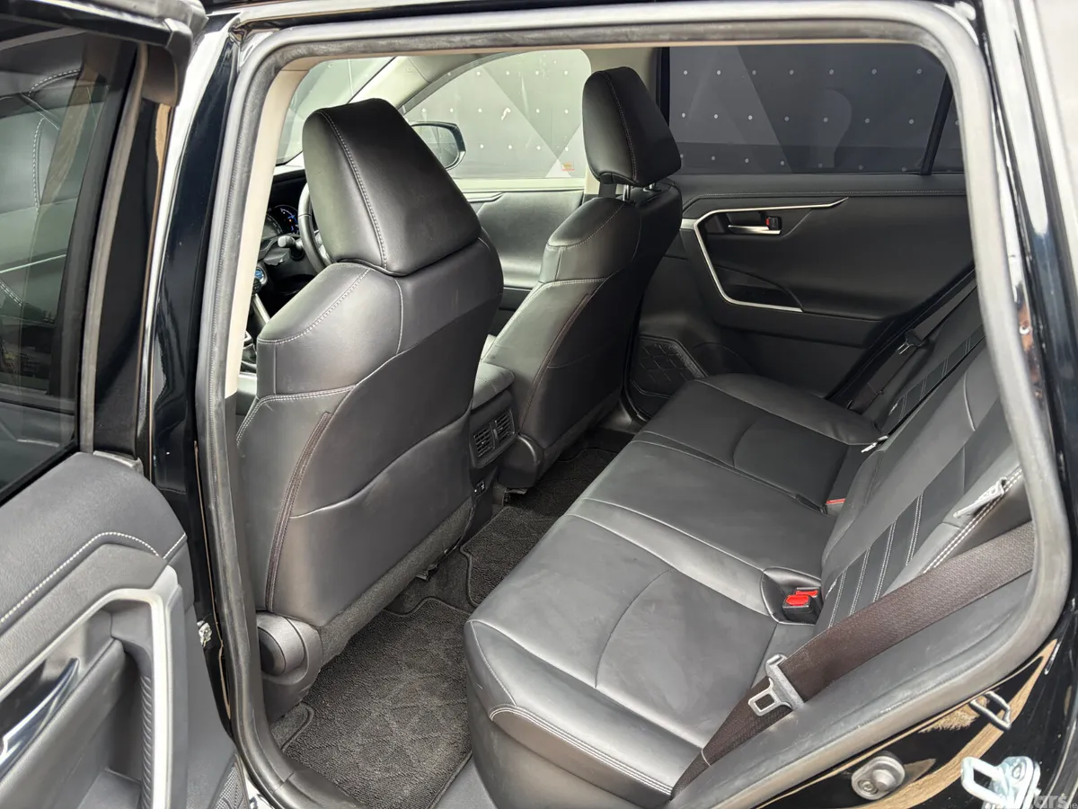 Toyota RAV4 SUV, Petrol Hybrid, 2021, Black