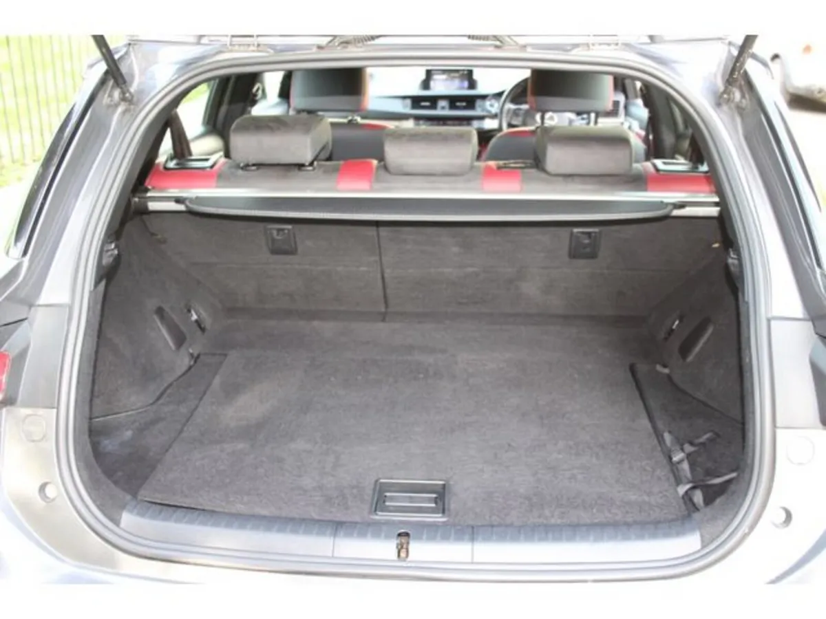 Lexus CT Hatchback, Petrol Hybrid, 2019, Blue