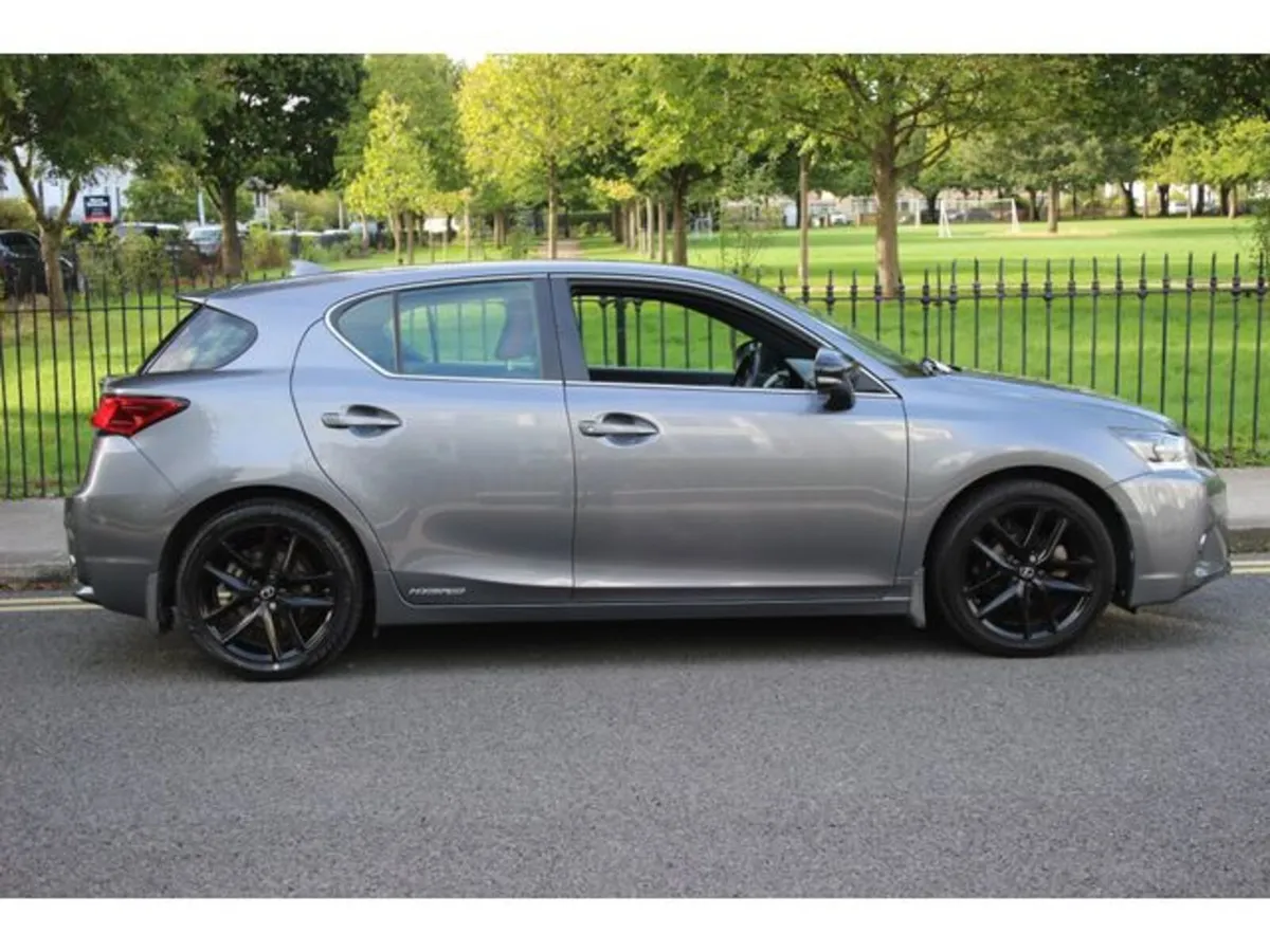 Lexus CT Hatchback, Petrol Hybrid, 2019, Blue