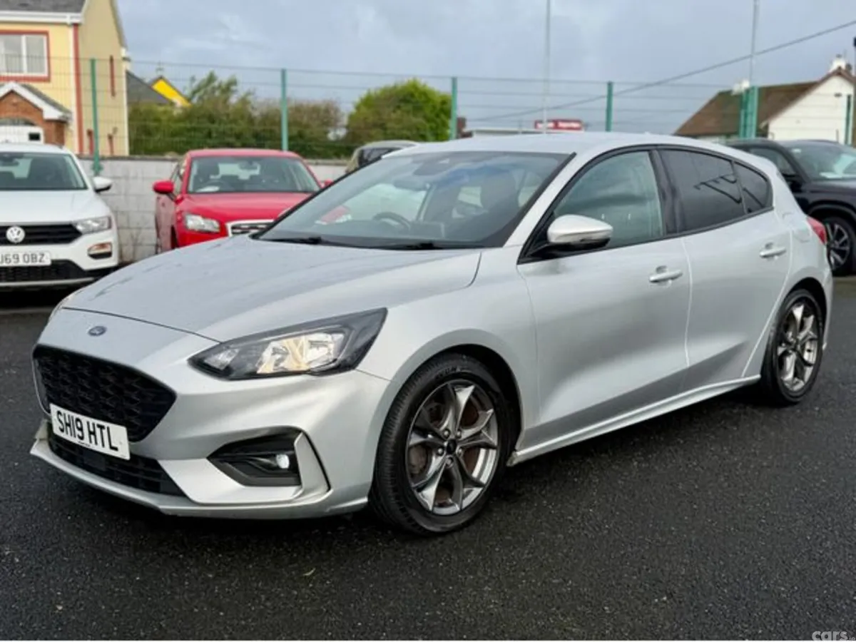 Ford Focus Hatchback, Diesel, 2019, Silver