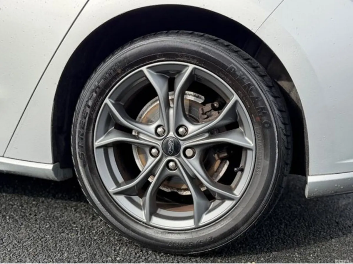 Ford Focus Hatchback, Diesel, 2019, Silver