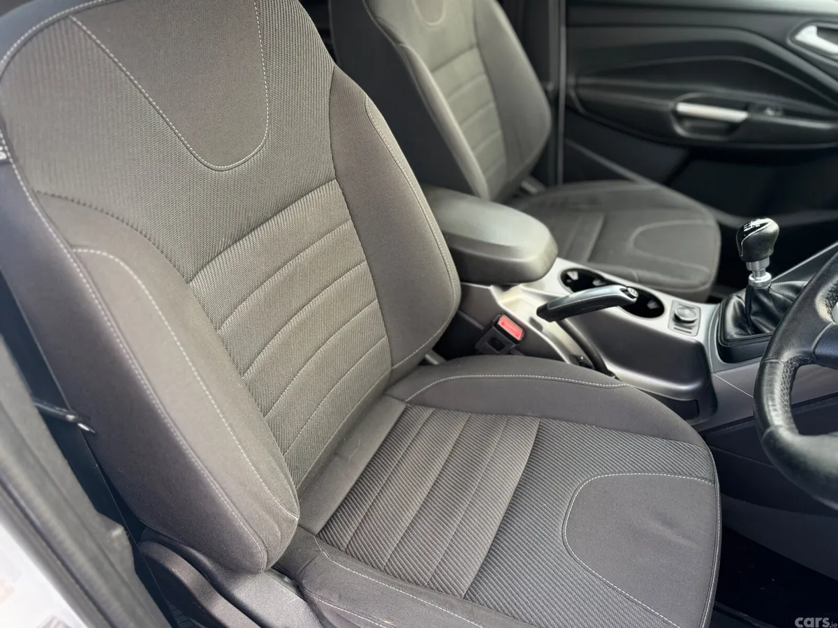 Ford Kuga SUV, Diesel, 2015, White