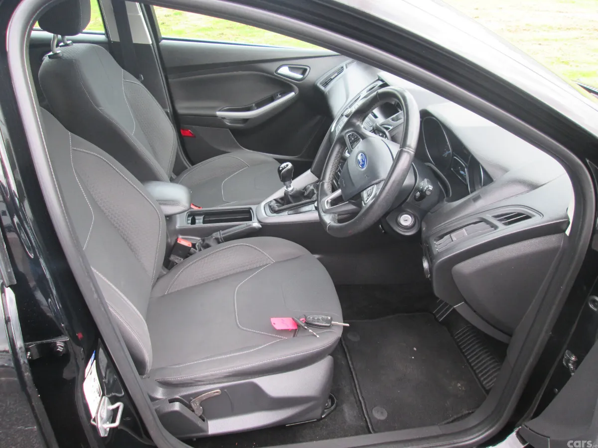 Ford Focus Hatchback, Diesel, 2016, Black