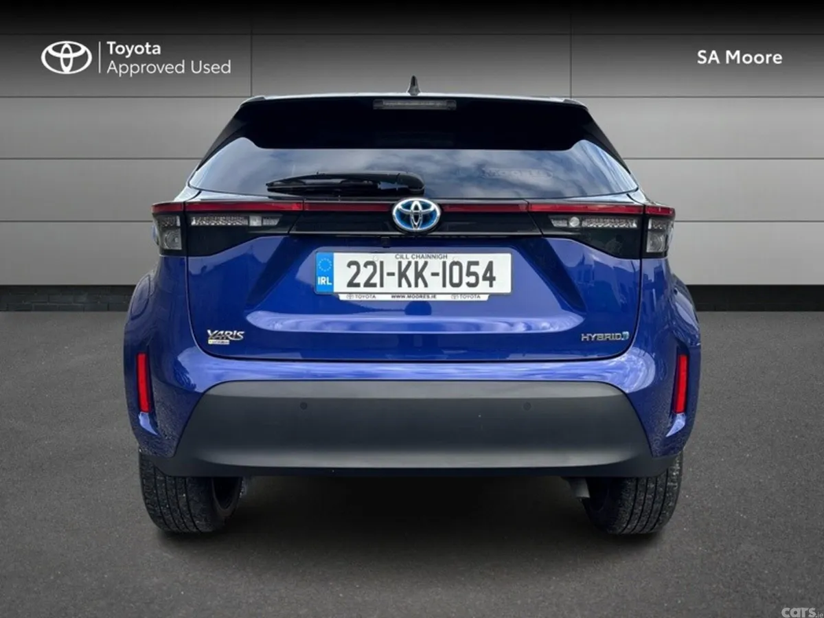 Toyota Yaris Cross Hatchback, Petrol Hybrid, 2022, Blue