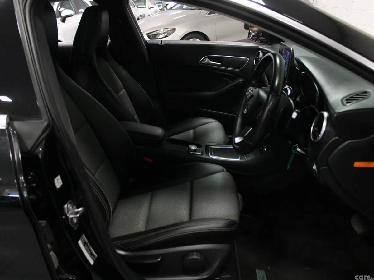 Mercedes-Benz CLA Estate, Petrol, 2018, Black