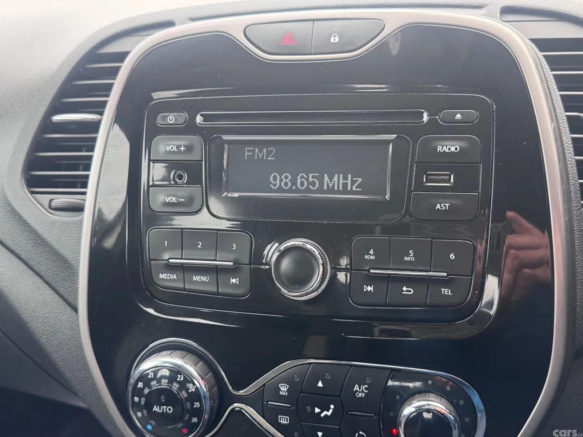 Renault Captur Hatchback, Diesel, 2017, Grey