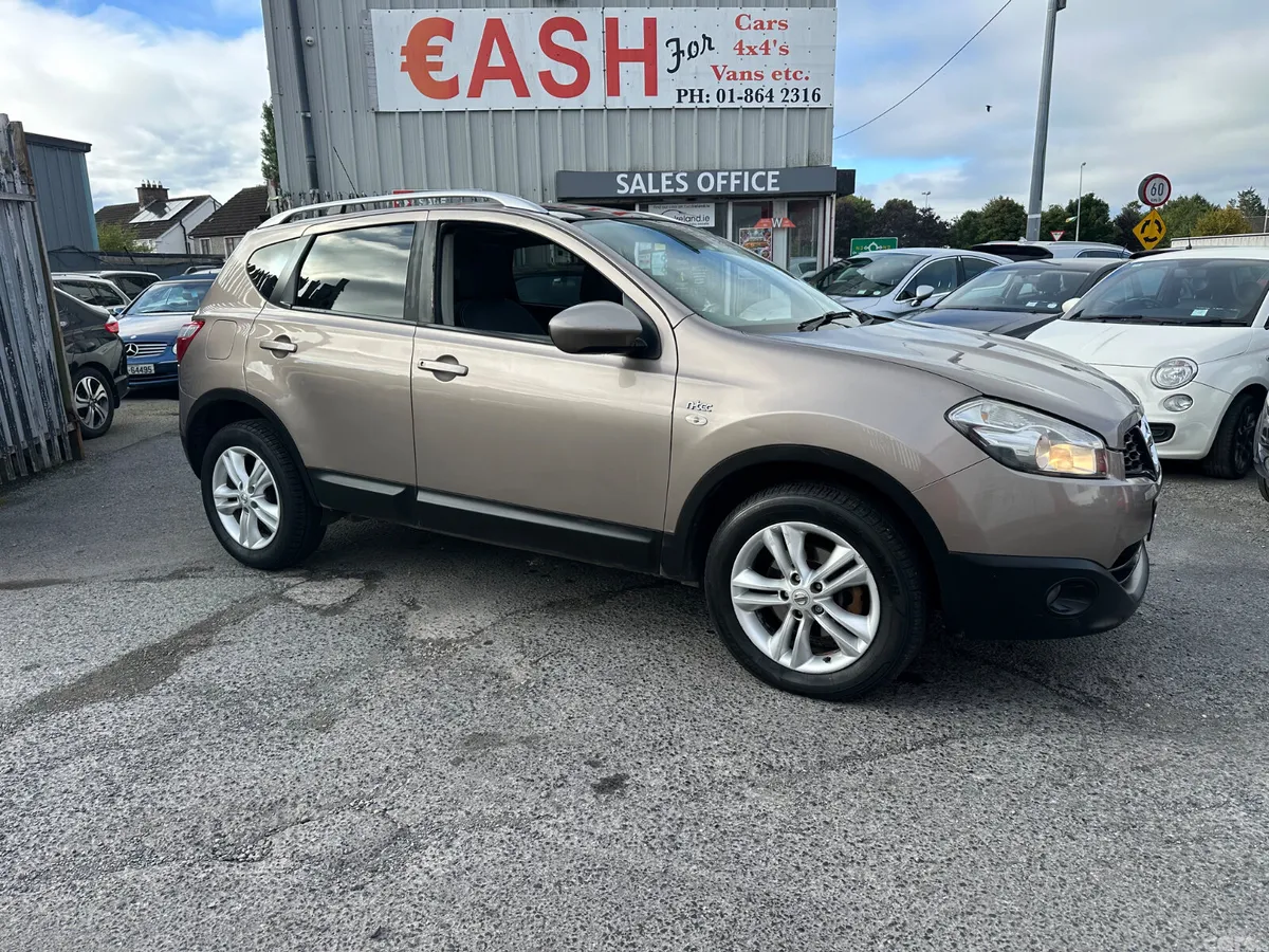 Nissan Qashqai Hatchback, Diesel, 2010, Beige