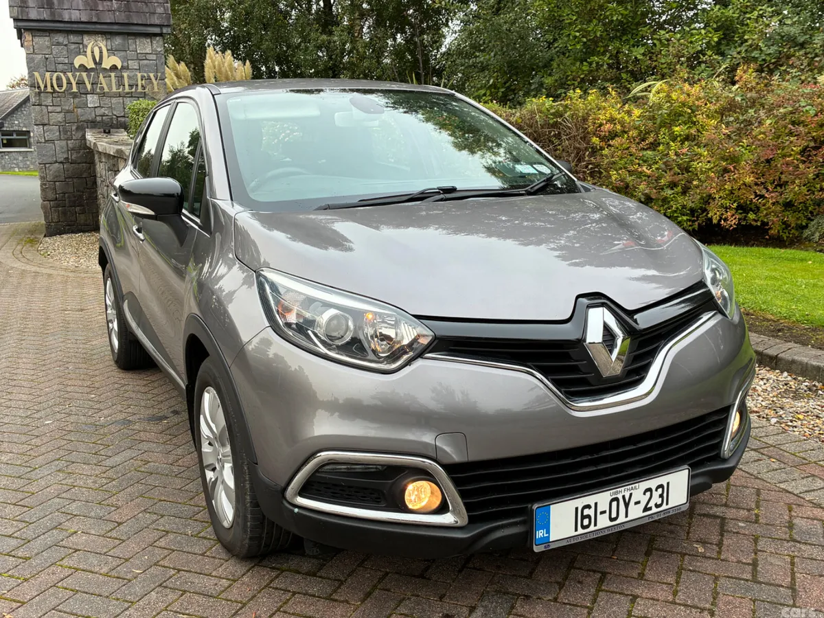 Renault Captur Hatchback, Diesel, 2016, Grey