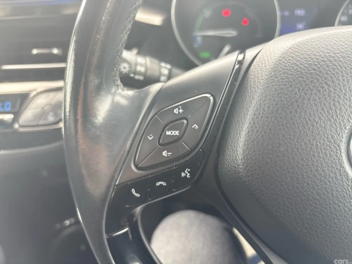 Toyota C-HR SUV, Petrol Hybrid, 2018, Red