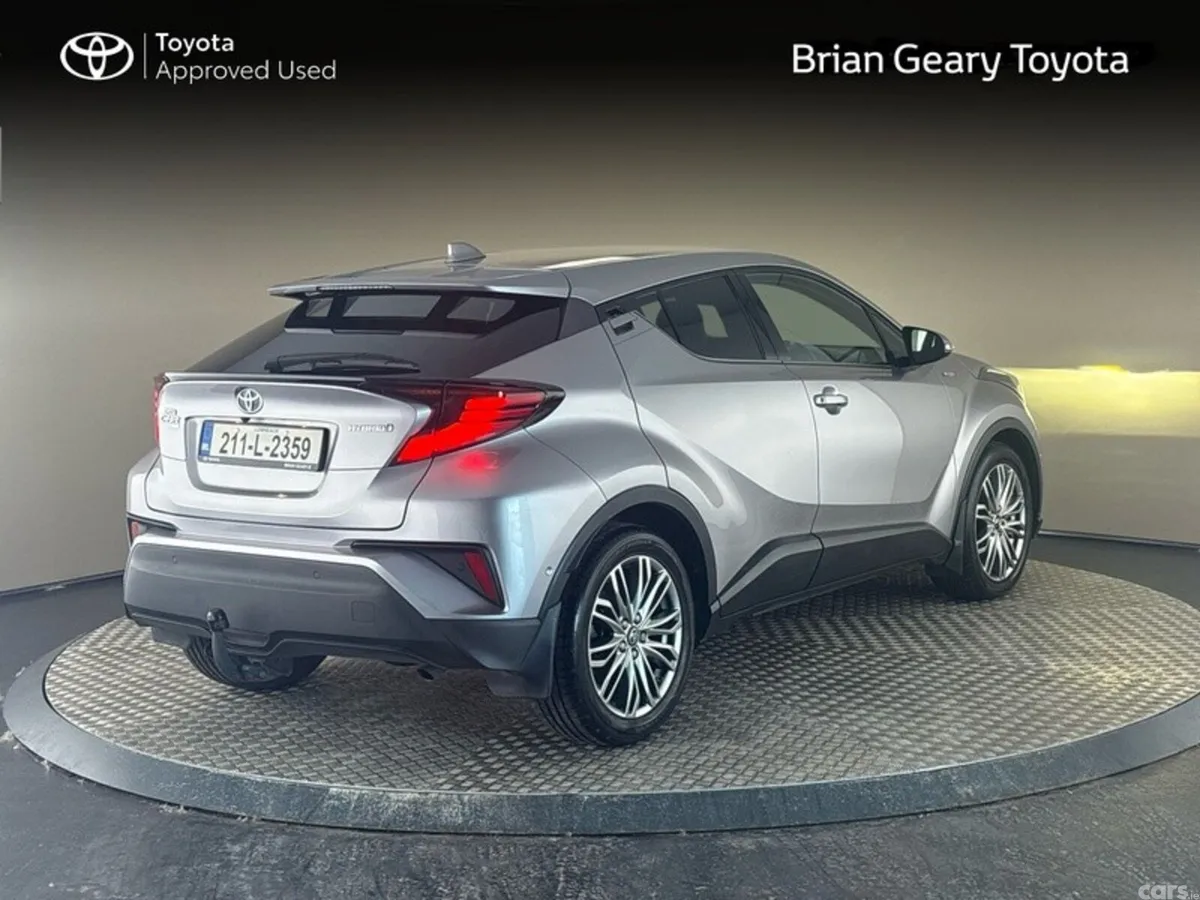 Toyota C-HR SUV, Petrol Hybrid, 2021, Grey