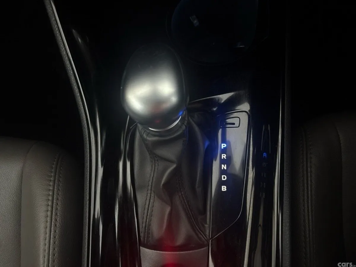 Toyota C-HR SUV, Petrol Hybrid, 2021, Grey