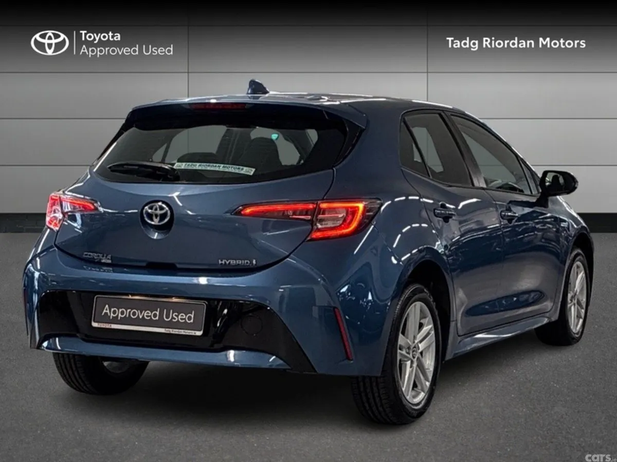 Toyota Corolla Hatchback, Petrol Hybrid, 2020, Blue