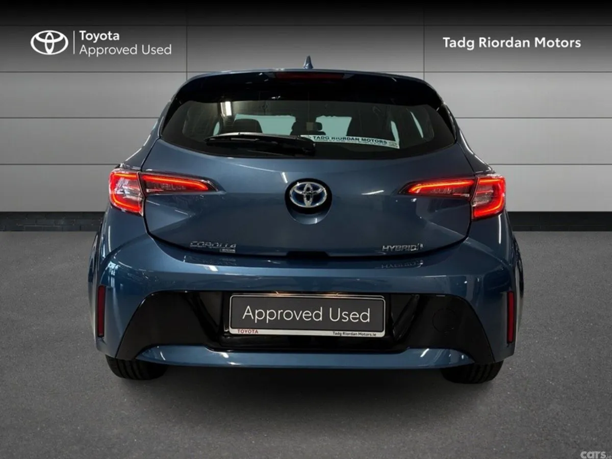 Toyota Corolla Hatchback, Petrol Hybrid, 2020, Blue