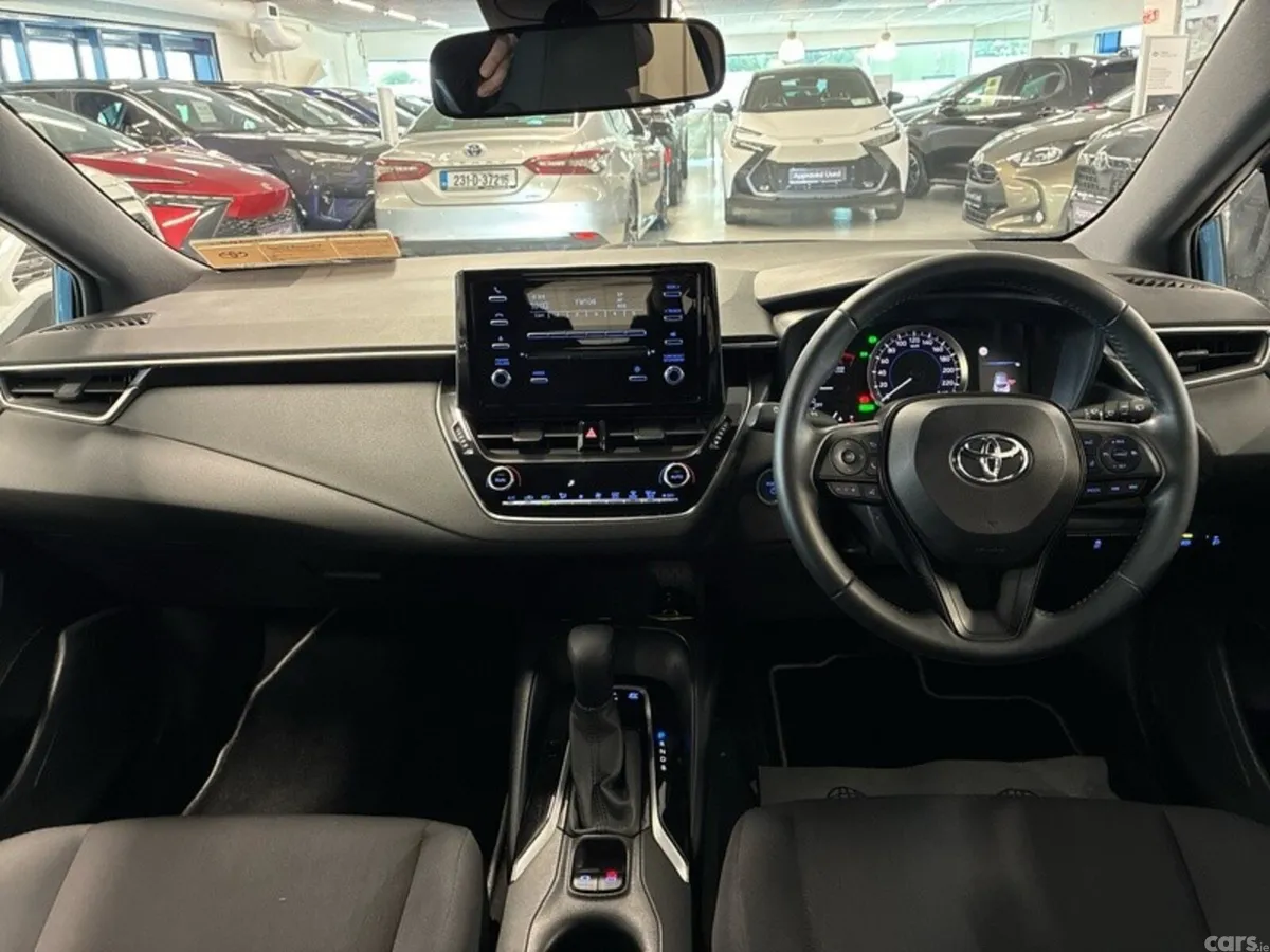 Toyota Corolla Hatchback, Petrol Hybrid, 2020, Blue