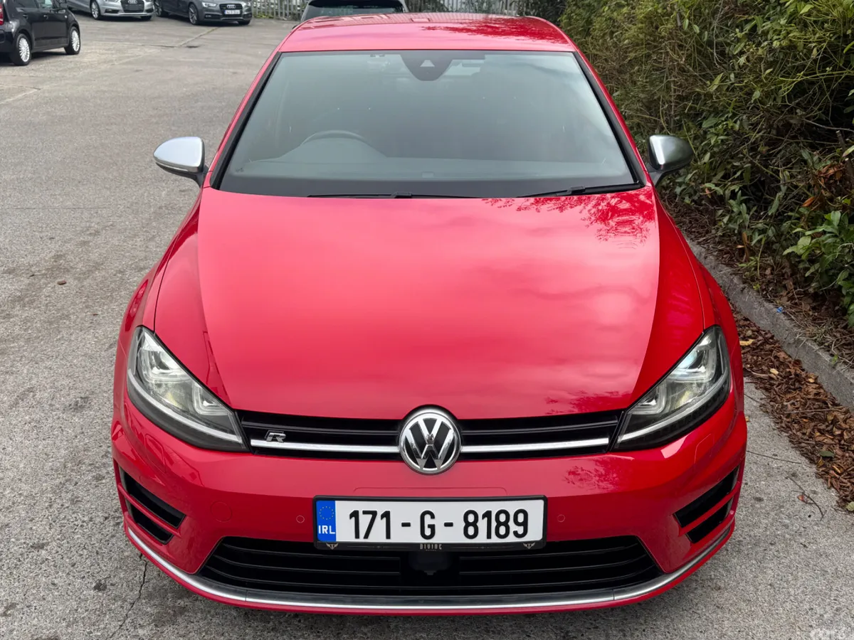 Volkswagen Golf Hatchback, Petrol, 2017, Red