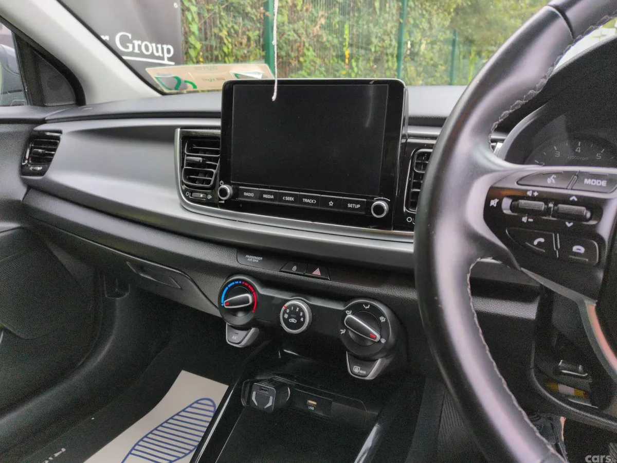 Kia Rio Hatchback, Petrol, 2022, Grey