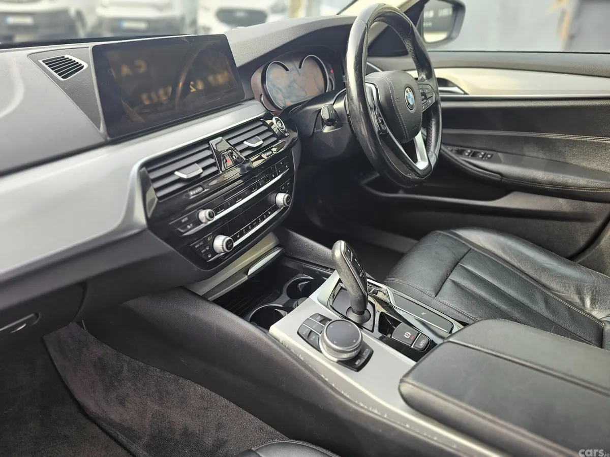 BMW 5-Series Saloon, Diesel, 2018, Blue