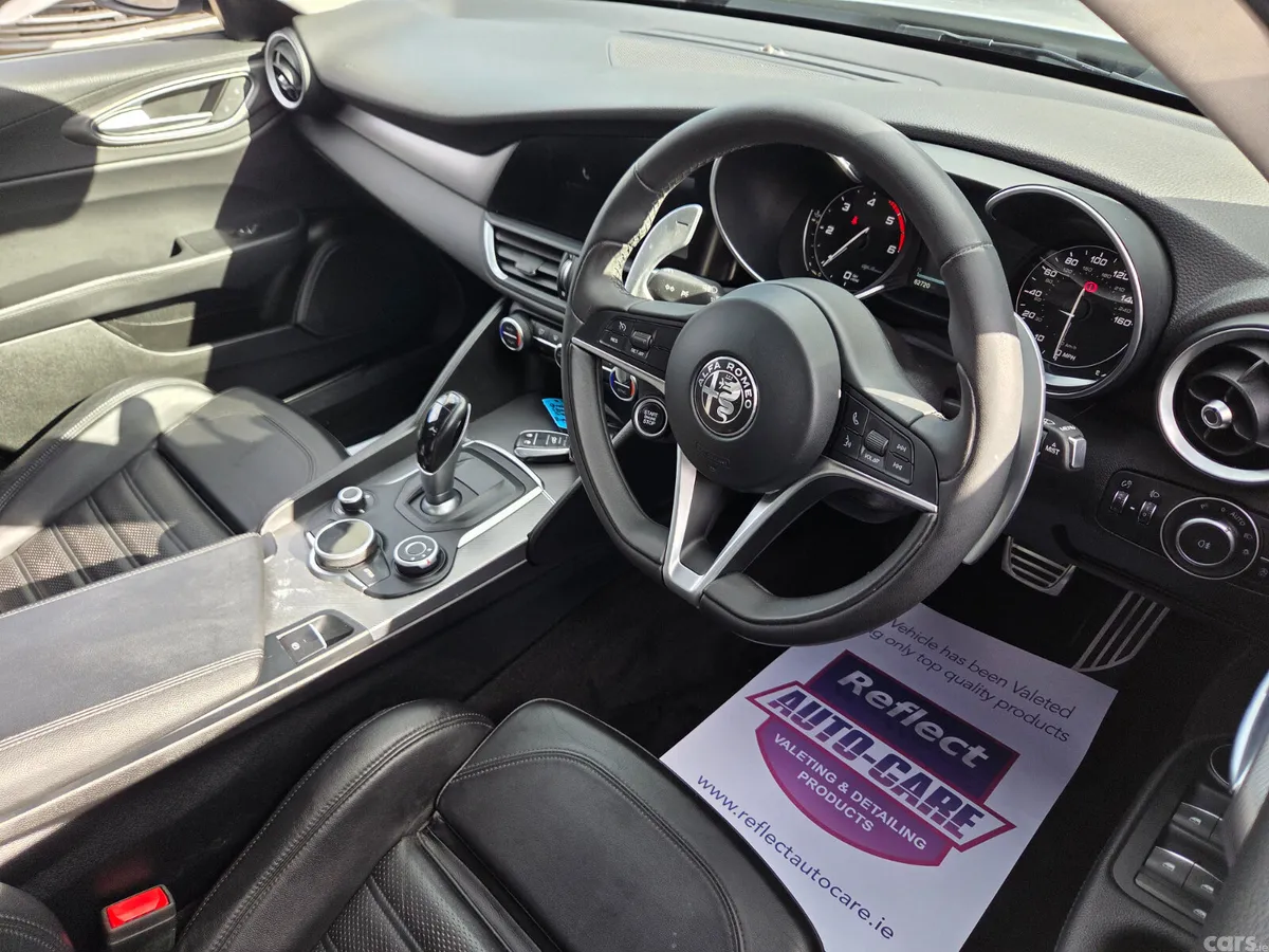 Alfa Romeo Giulia Saloon, Diesel, 2018, Silver