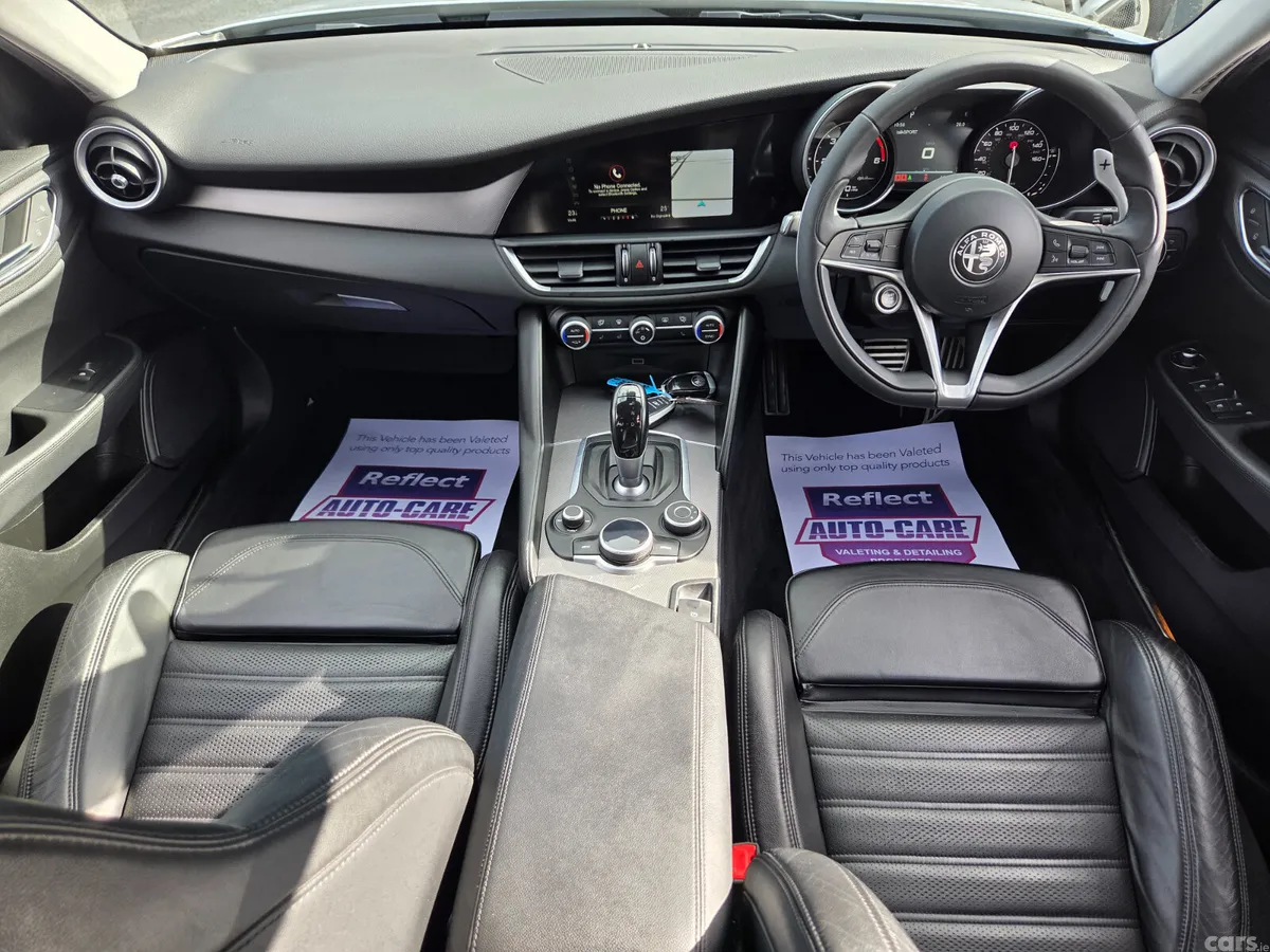 Alfa Romeo Giulia Saloon, Diesel, 2018, Silver