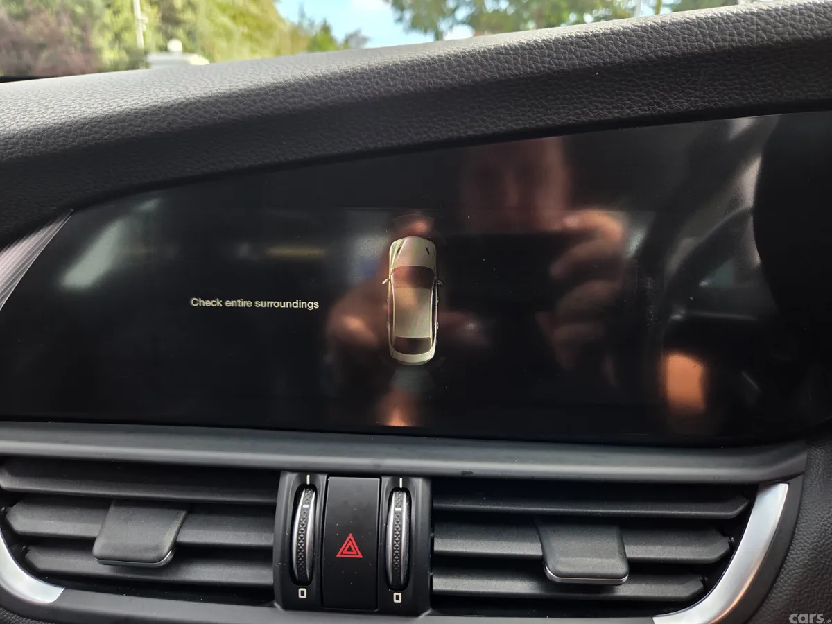 Alfa Romeo Giulia Saloon, Diesel, 2018, Silver