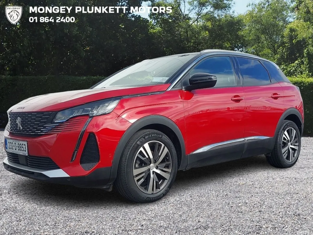 Peugeot 3008 MPV, Petrol, 2023, Red