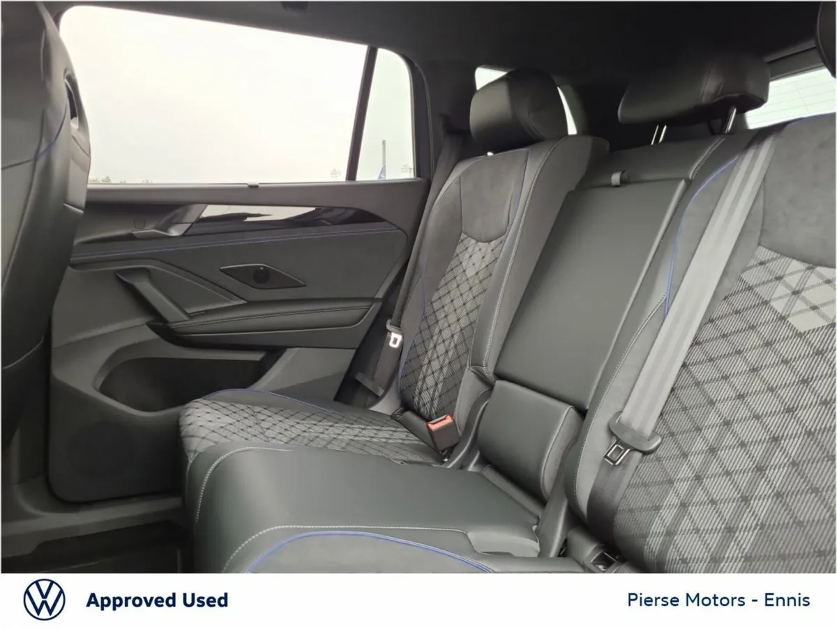 Volkswagen Tayron Estate, Petrol Plug-in Hybrid, 2026, Grey
