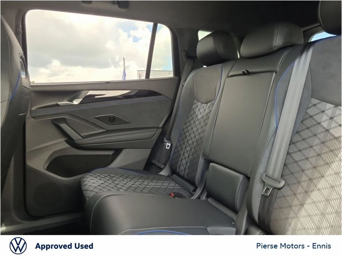 Volkswagen Tayron Estate, Petrol Plug-in Hybrid, 2026, Black