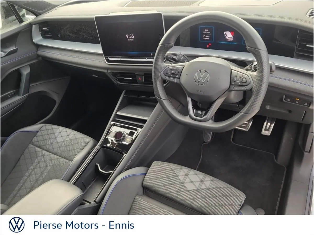 Volkswagen Tayron Estate, Petrol Plug-in Hybrid, 2025, White