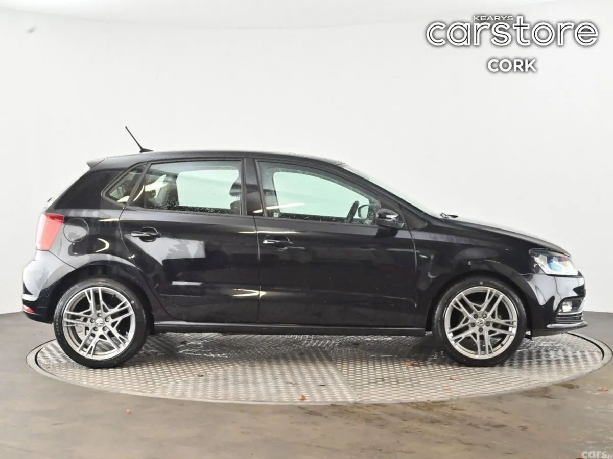 Volkswagen Polo Hatchback, Petrol, 2017, Black