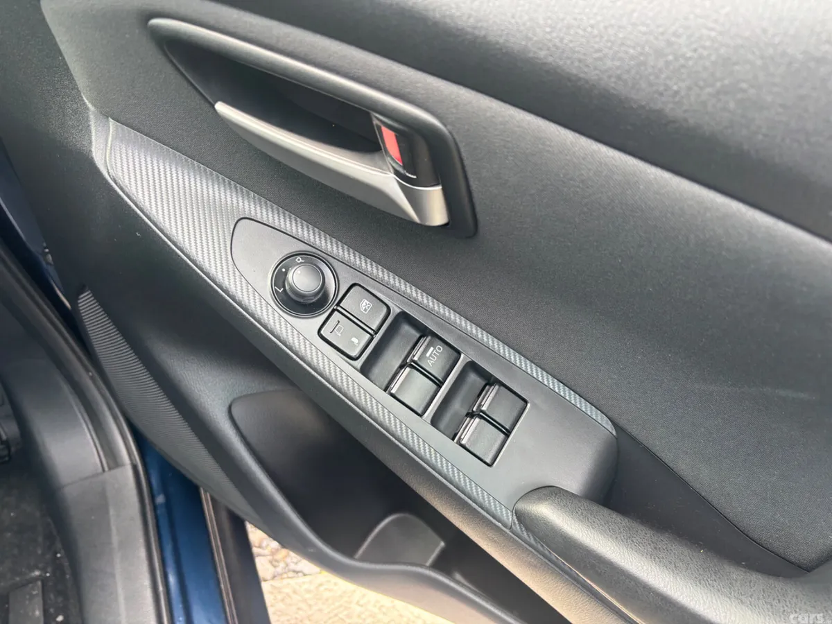 Mazda Demio Hatchback, Petrol, 2015, Blue