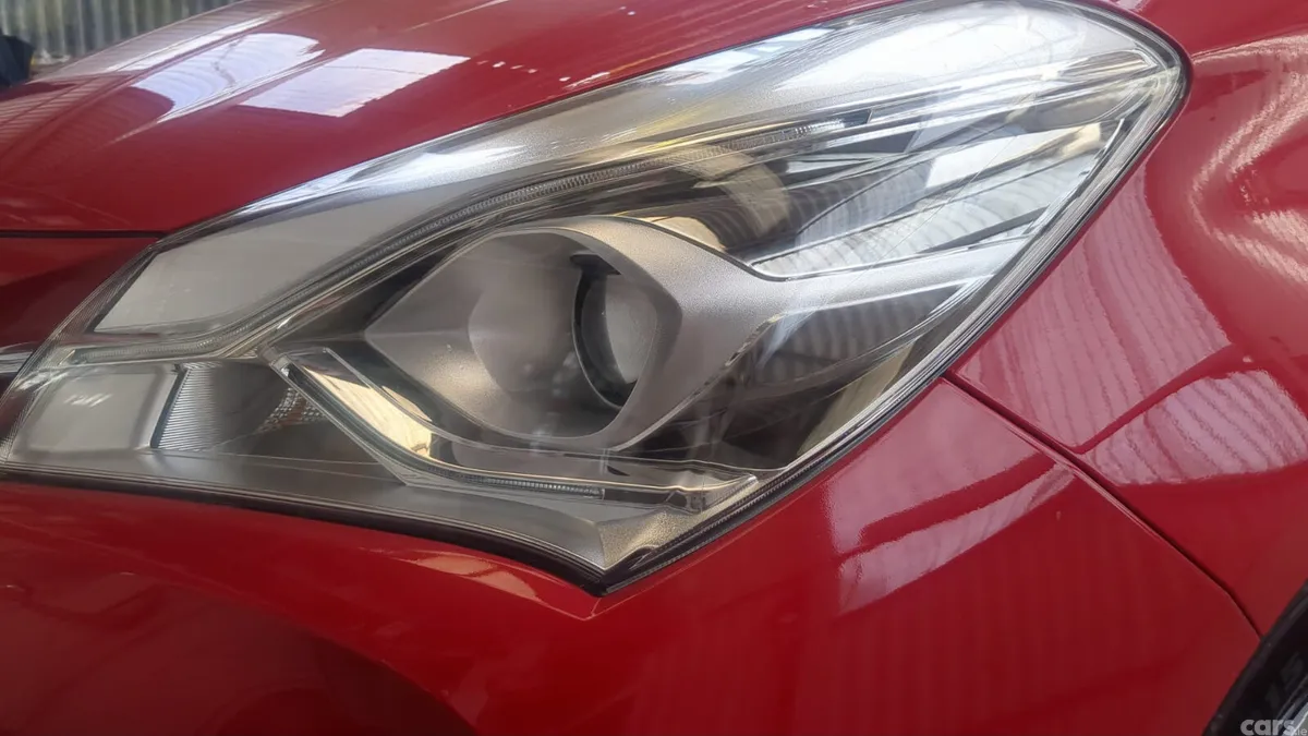 Toyota Yaris Hatchback, Petrol, 2017, Red