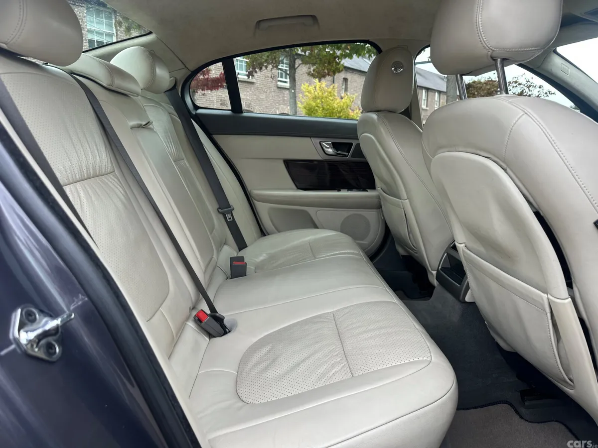 Jaguar XF Saloon, Diesel, 2009, Grey
