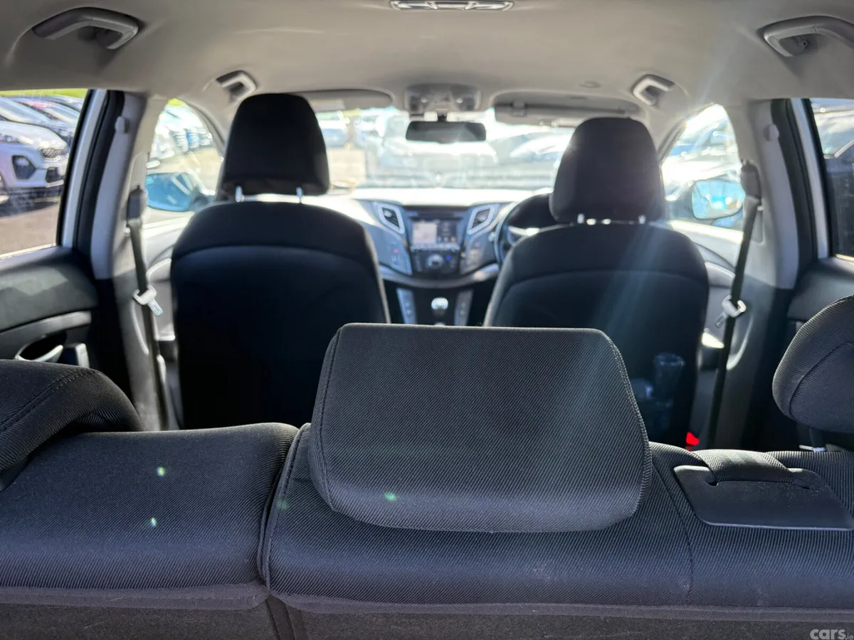 Hyundai i40 Estate, Diesel, 2015, Silver