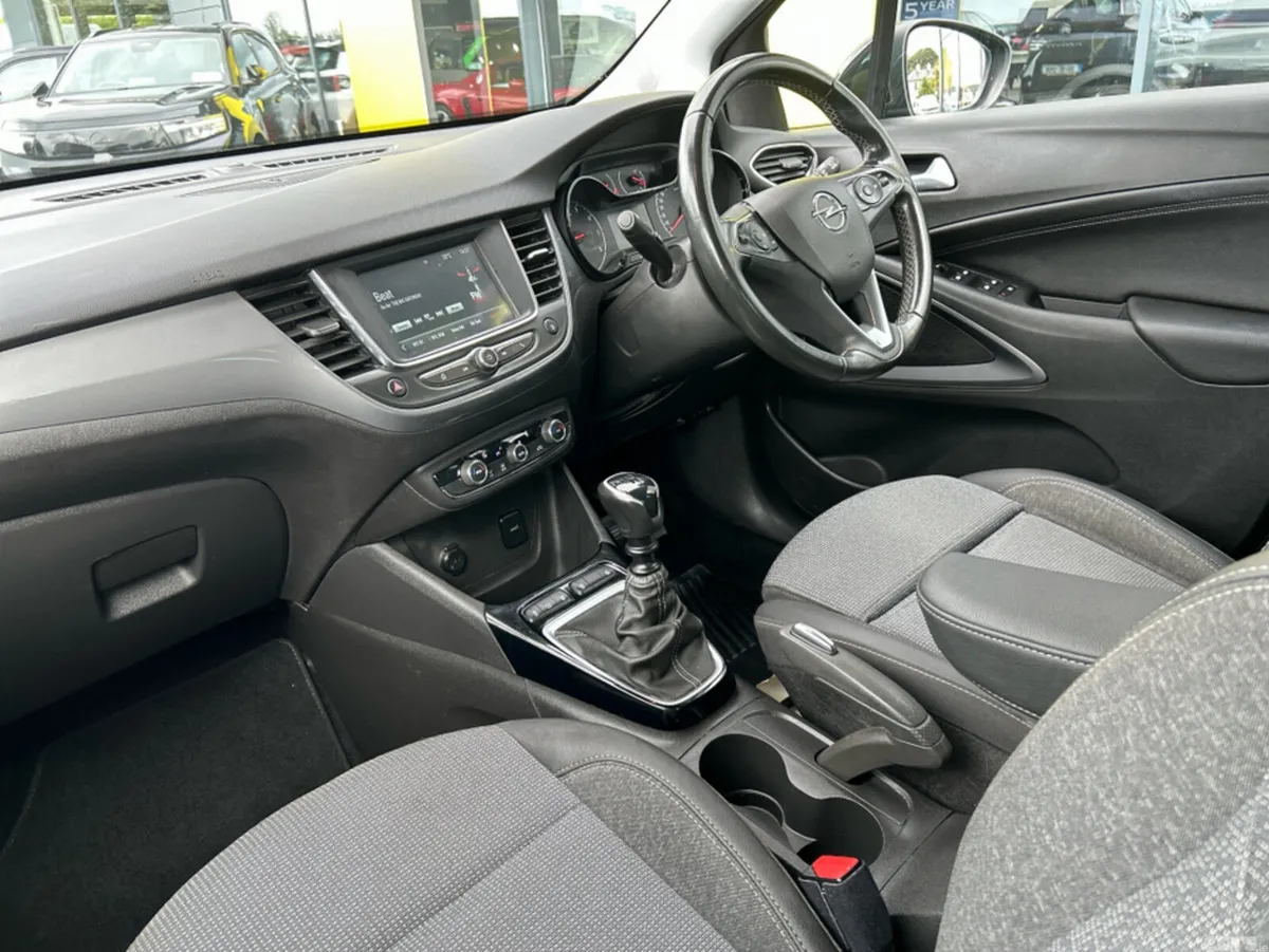 Opel Crossland MPV, Diesel, 2022, Grey